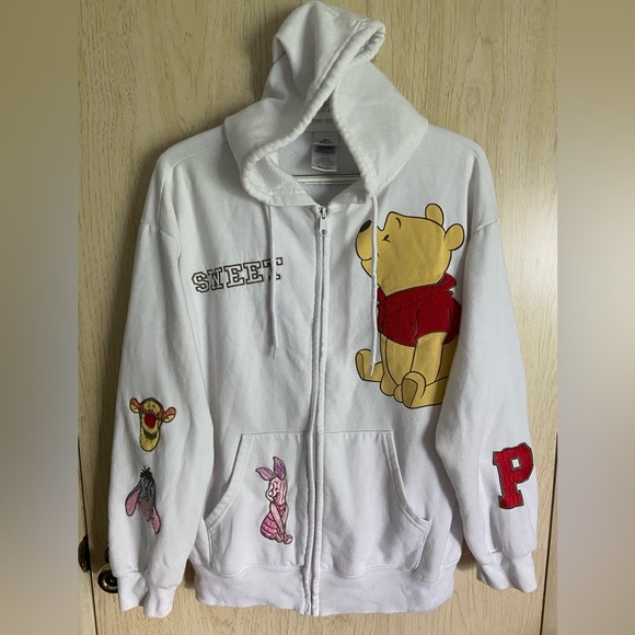 Disney Winnie The Pooh Woman’s LARGE Embroidered Full Zip Sweatshirt Hoodie - Picture 1 of 10